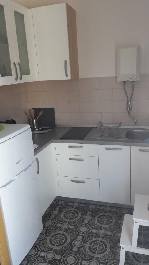 Apartments Marta Rogoznica  Eksteriør billede